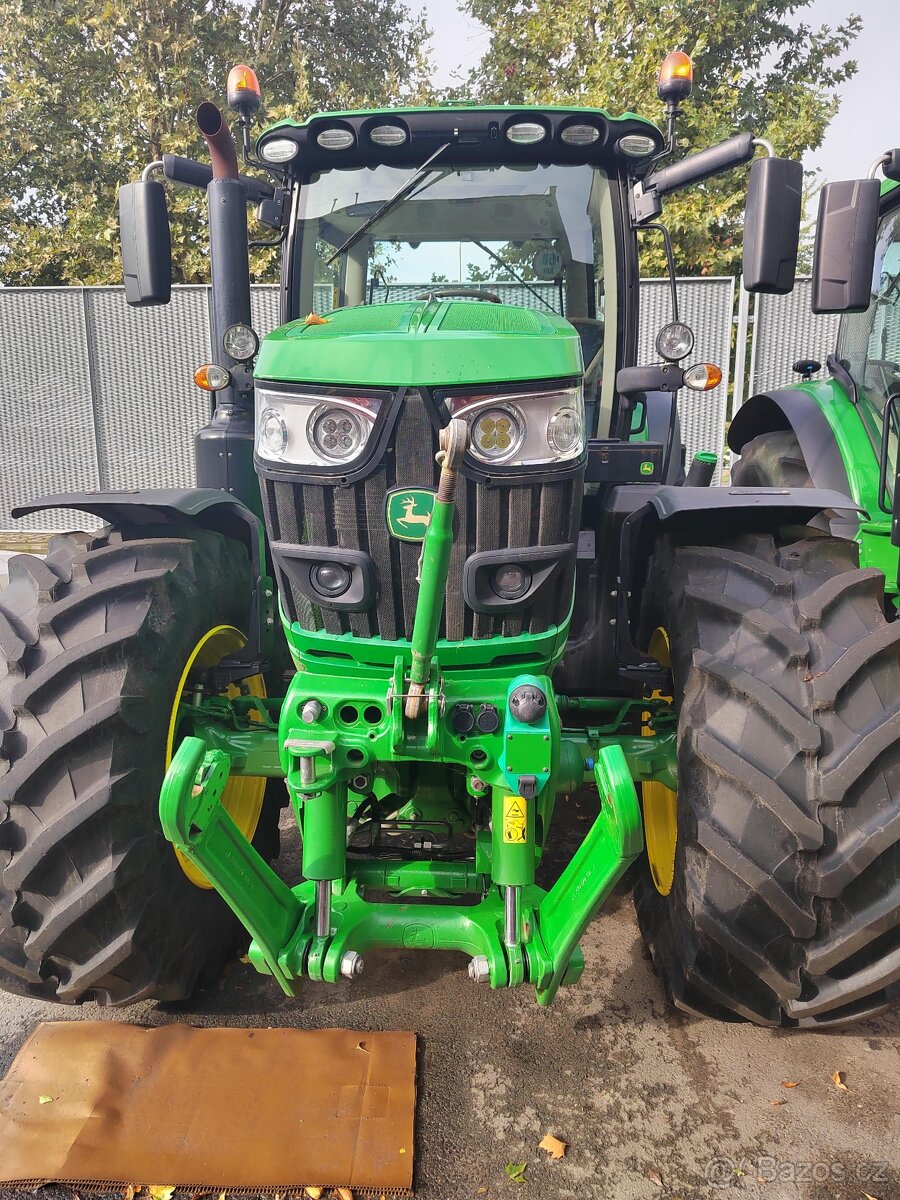 Traktor John Deere 6155R - 2