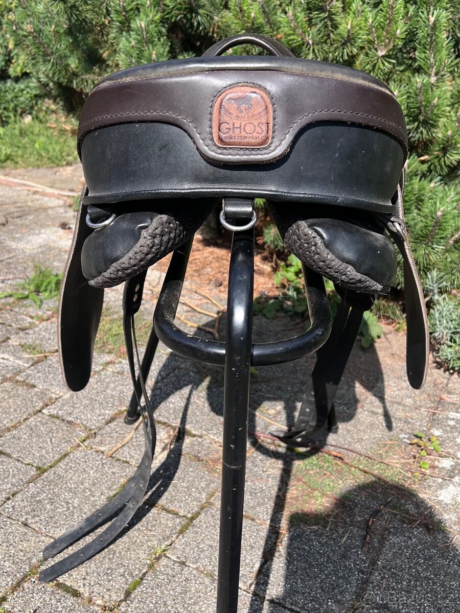 Bezkostrove sedlo Ghost Roma - 2