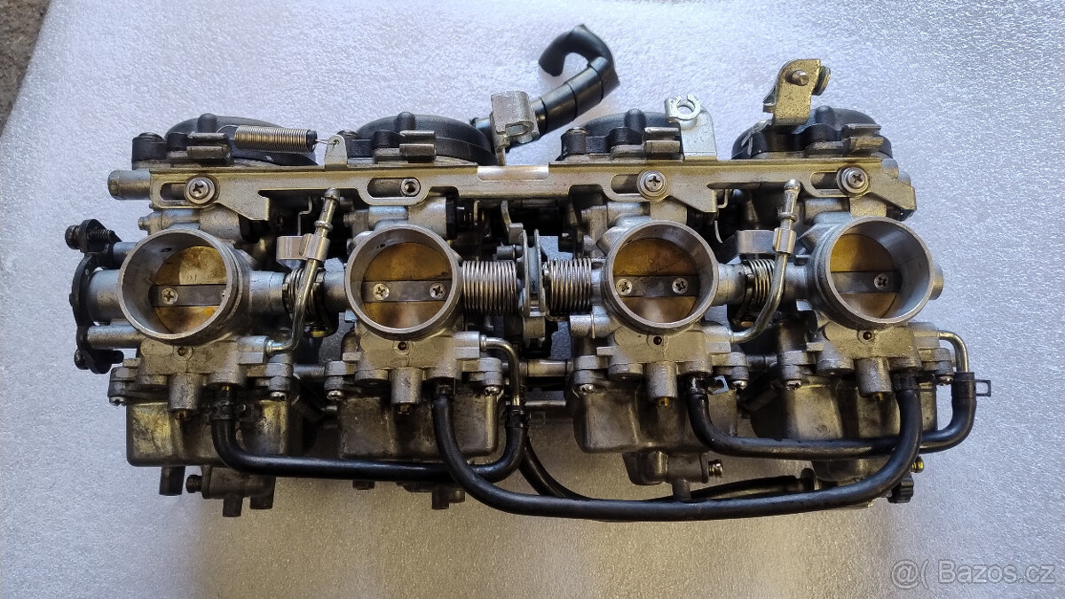 Karburátory Yamaha FZS 600 Fazer - 2