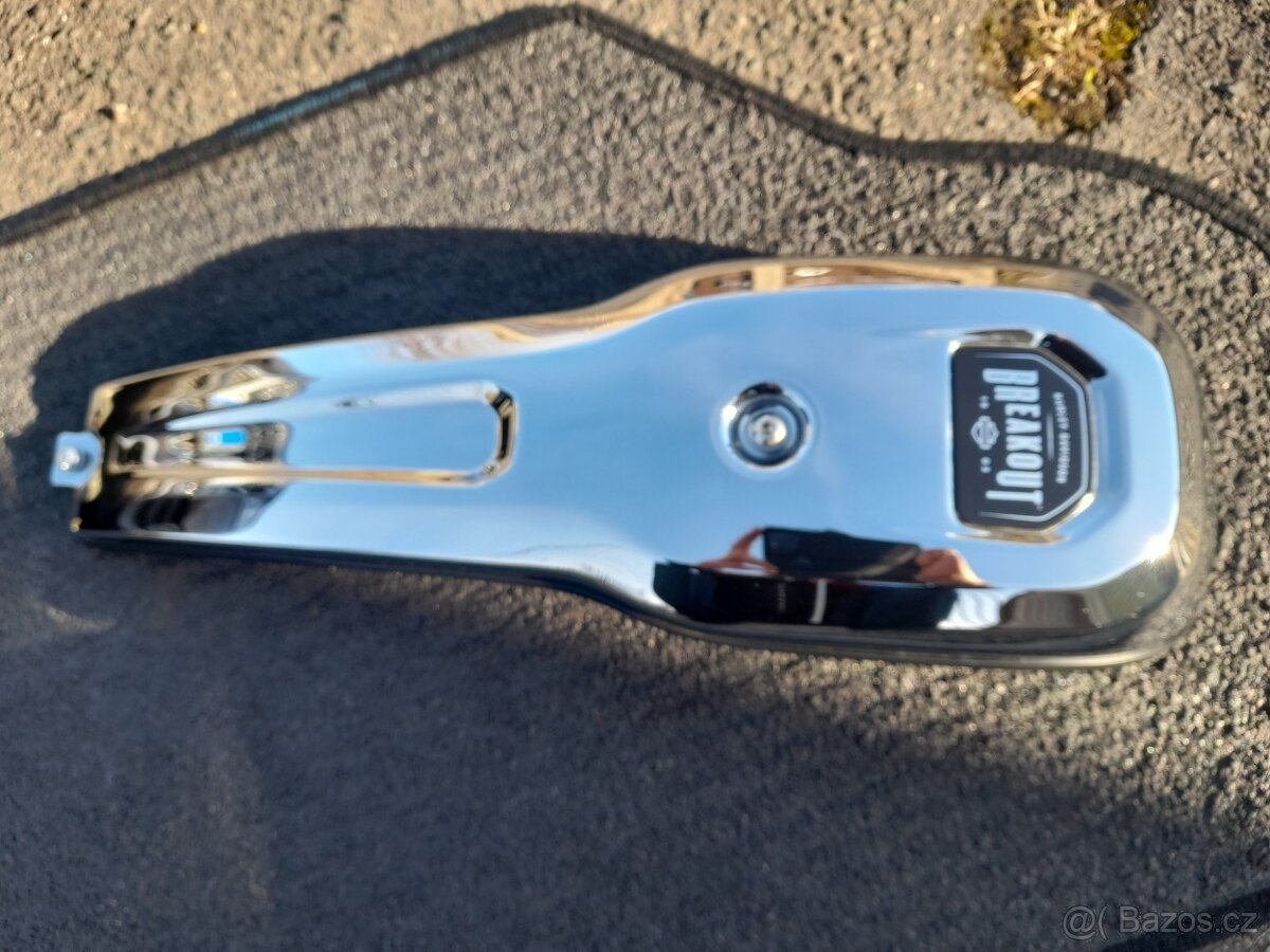 HARLEY DAVIDSON® 2023 Breakout™ 117 - 2