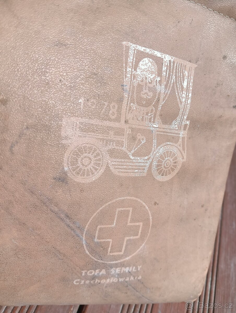 2x Autolekarnicka stara - 2