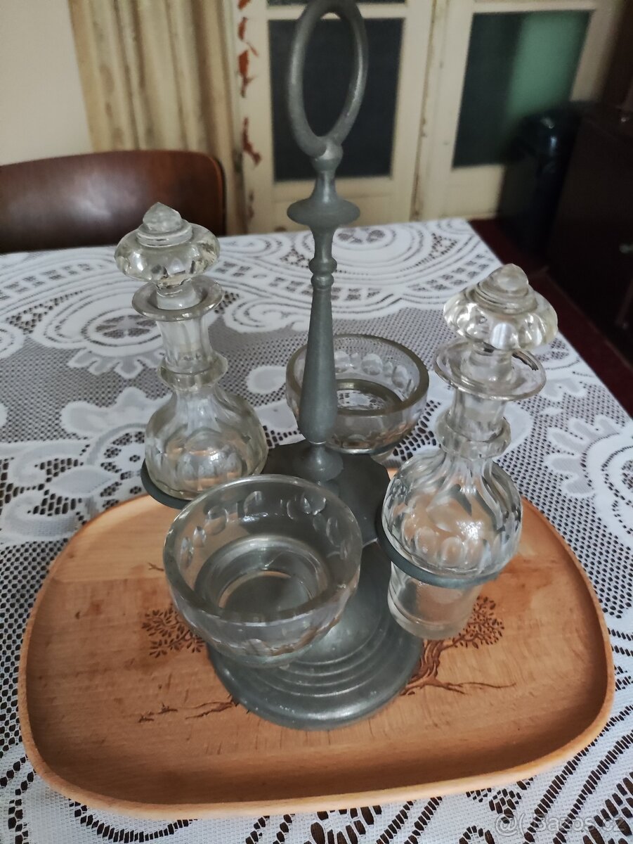 velmi starý stolní set - 2