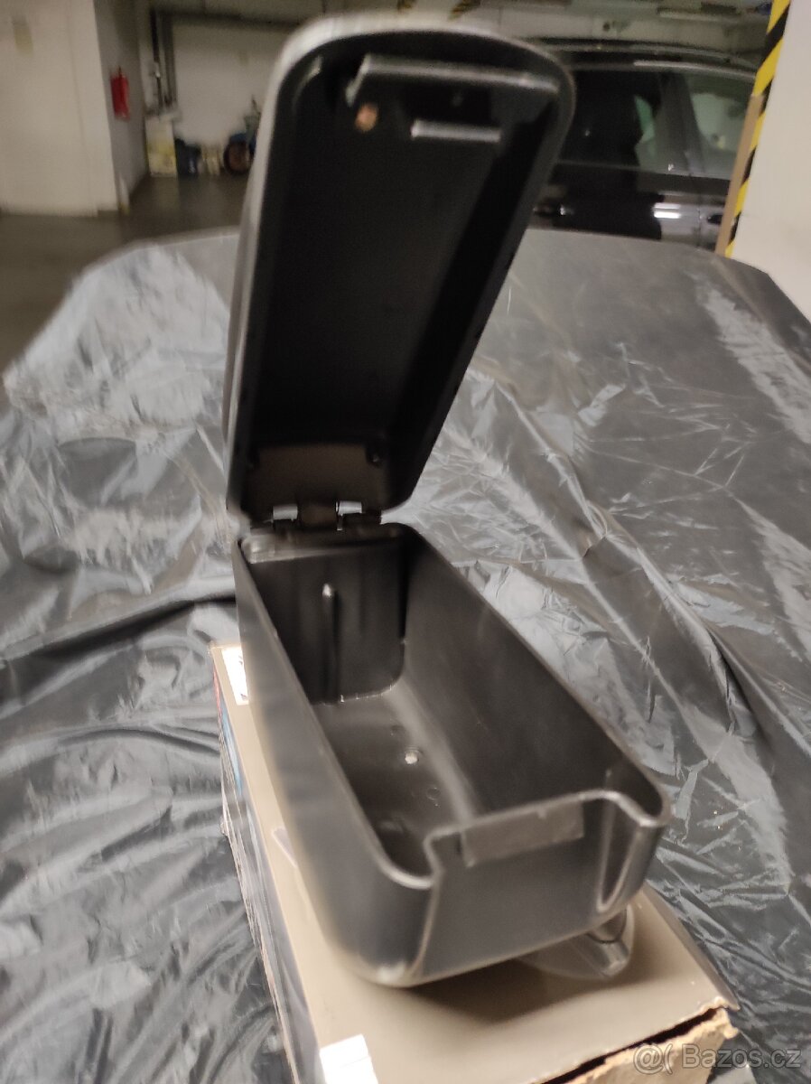 Prodám středovou konzoli - 2