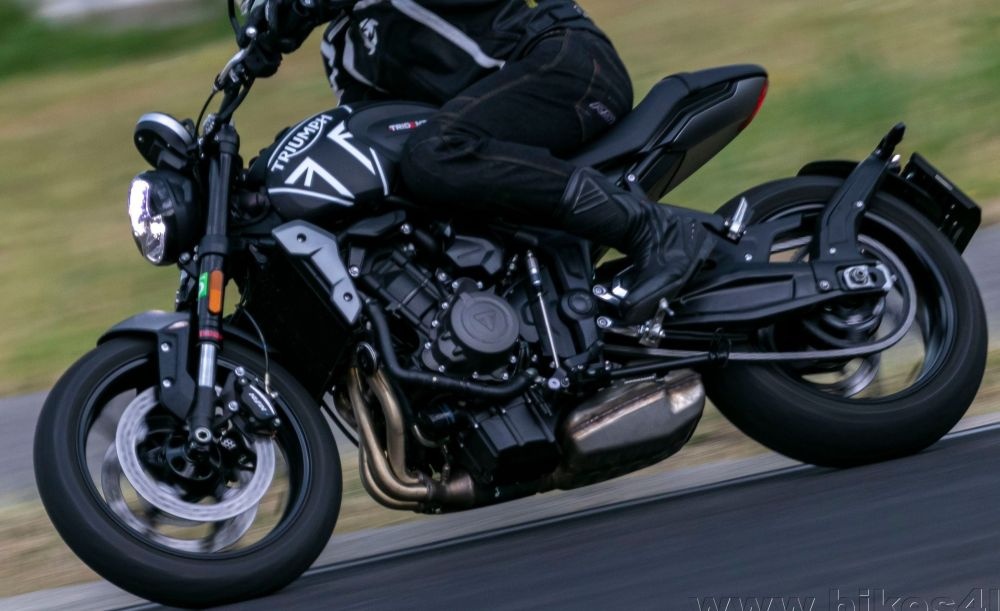 Triumph Trident 660 - 2