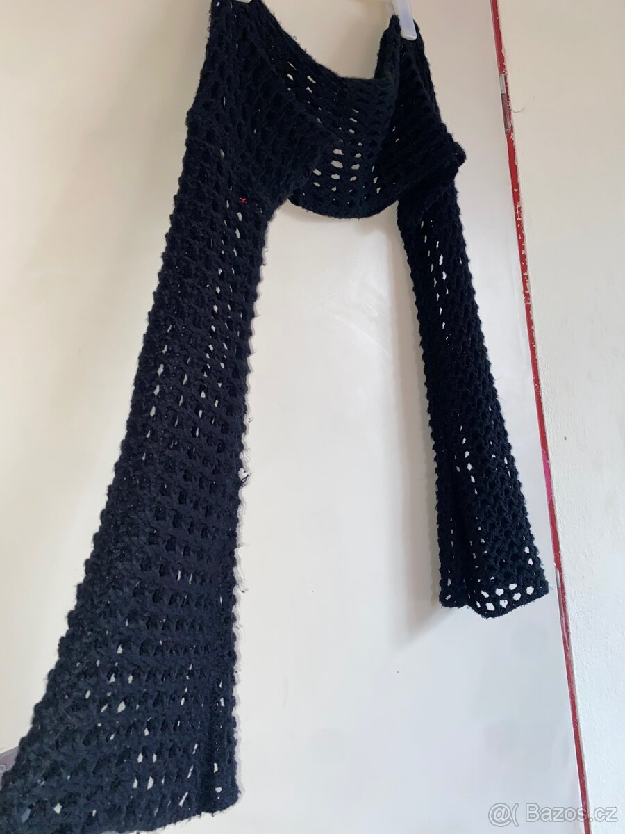 Černý bolerko/svetr s dlouhými rukávy - 2