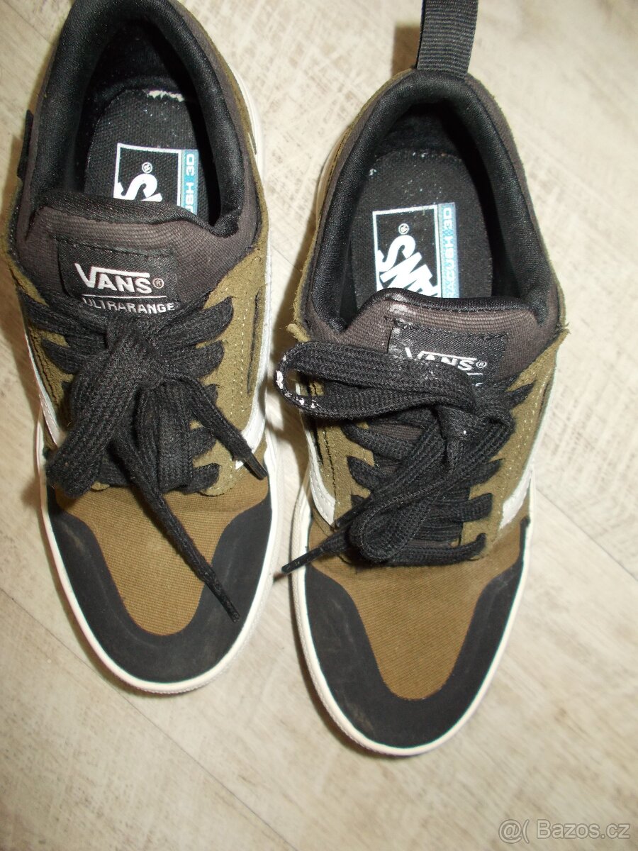 ŠPIČKOVÉ BOTY VANS ULTRARANCE PC 1919 KČ 100STAV - 2
