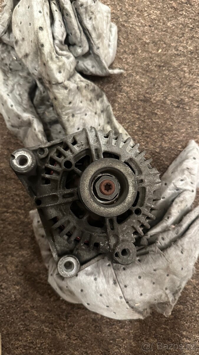 Alternátor Valeo pro BMW - 2