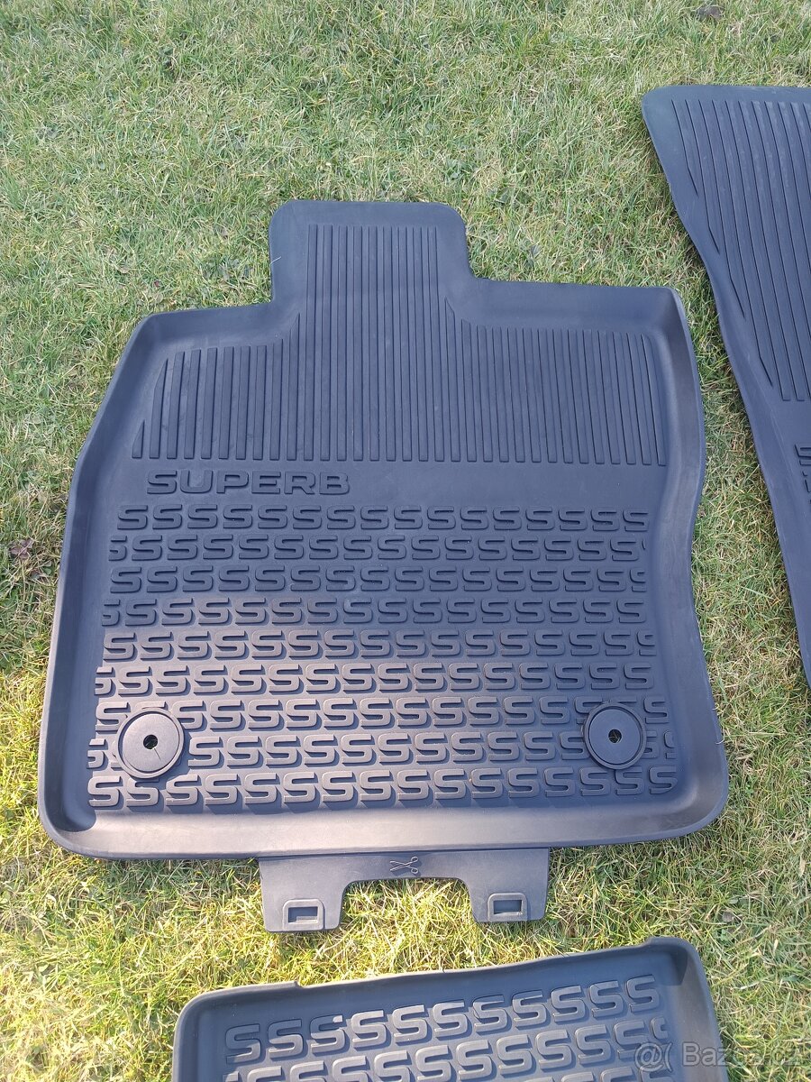 Originál koberečky Superb 3 - 2