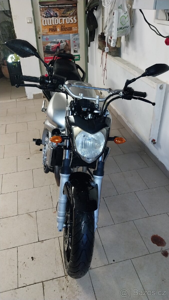 Yamaha Fazer 600 - 2