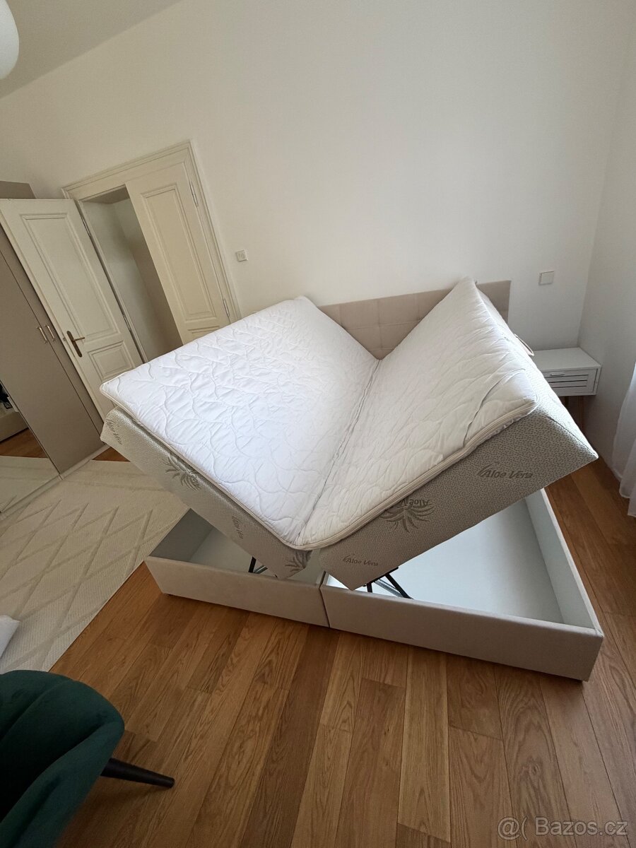 Téměř nová postel 180 × 200 cm boxspring - 2