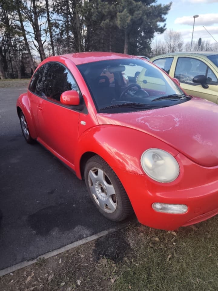 Prodám volkswagen New Beetle - 2
