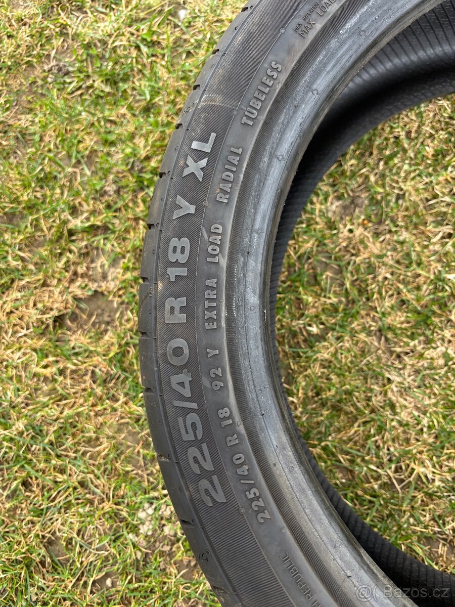 225/40 r18 Continental - 2