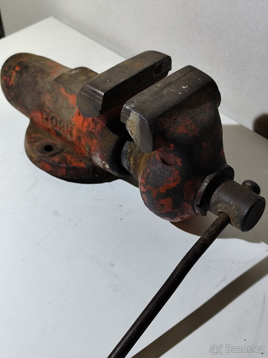 Svěrák York 100 - 2