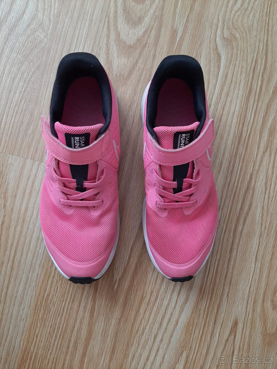 Nike dívčí běžecké boty - 2