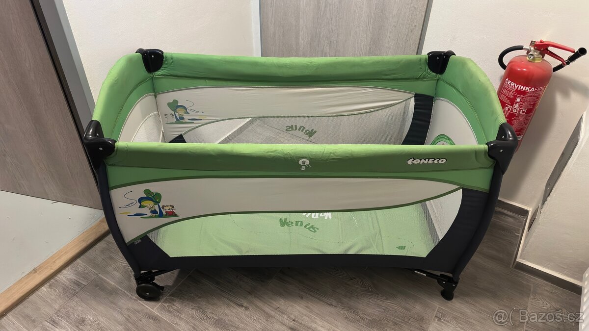 Campingová přenosná postýlka - 2