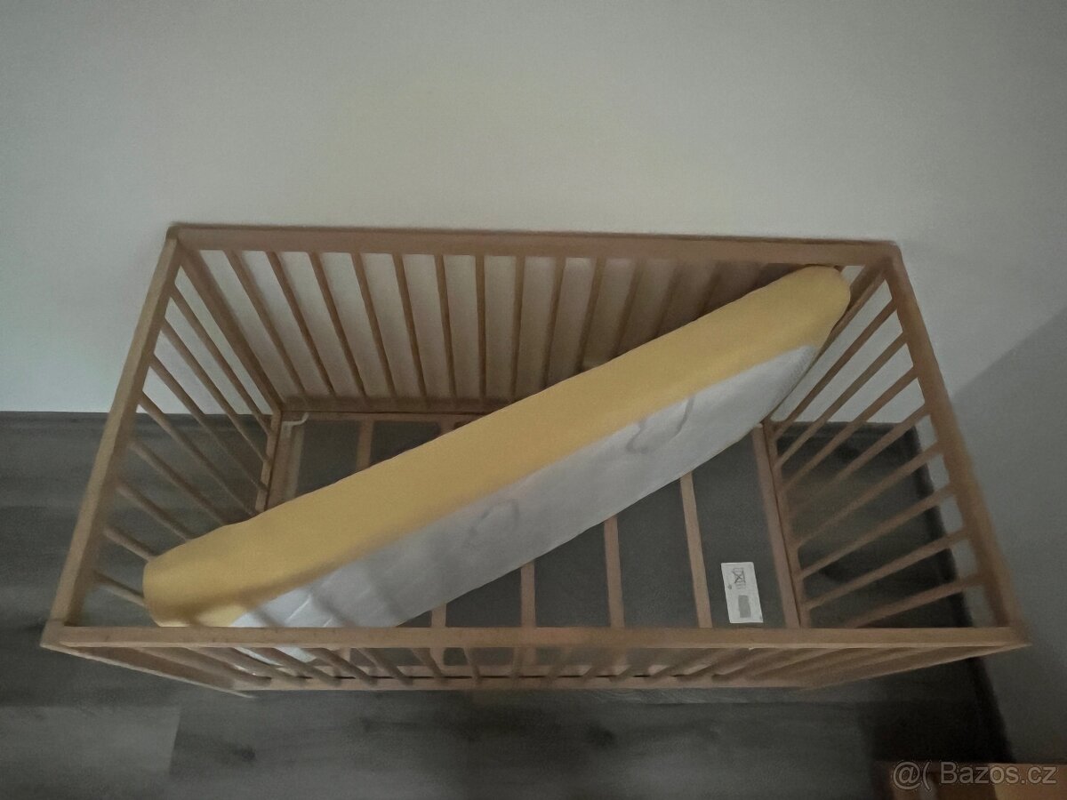 Dětská postýlka včetně matrace - 2