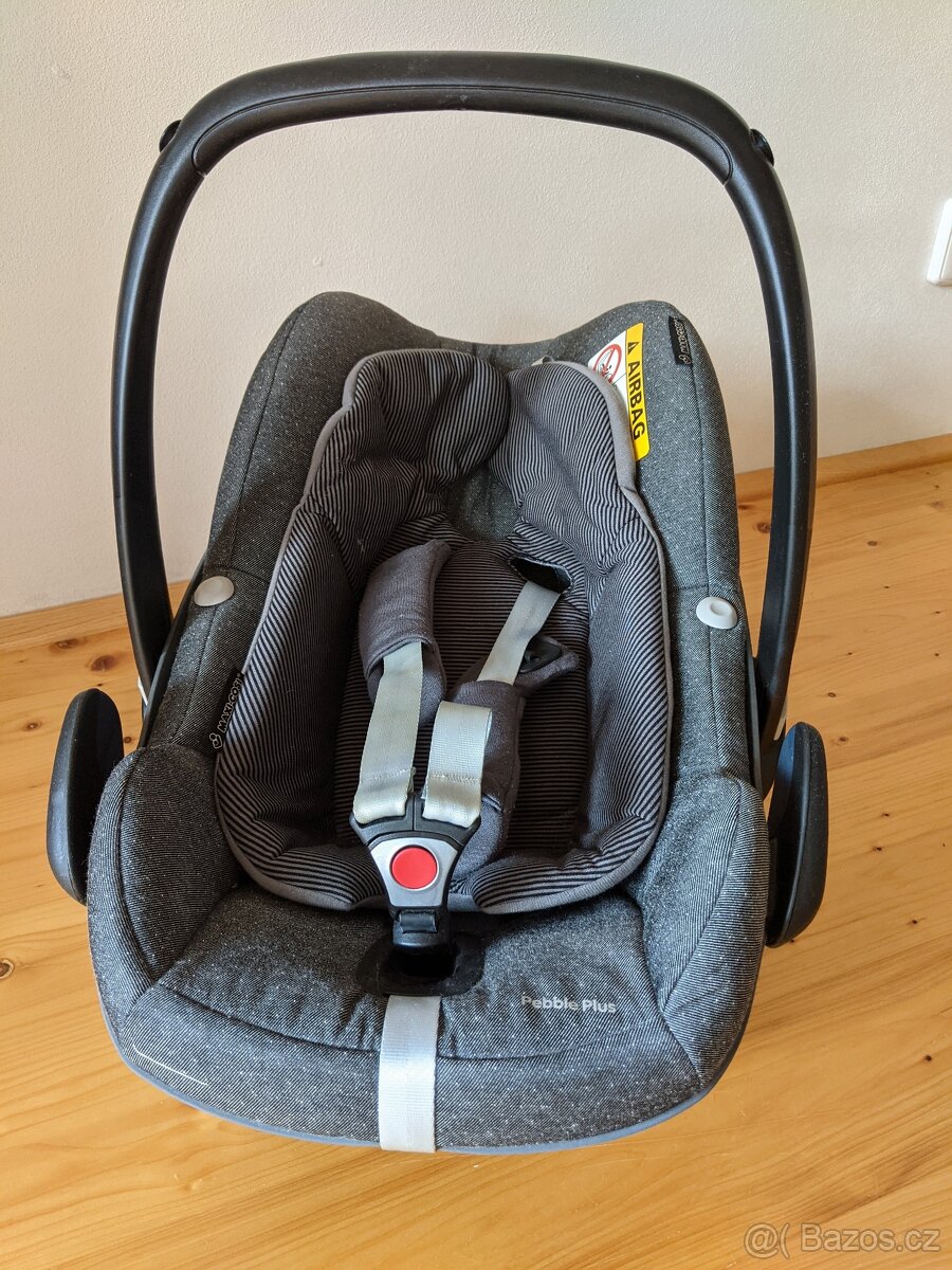 Autosedačka Maxi-Cosi Pebble (0-13 kg) s příslušenstvím - 2