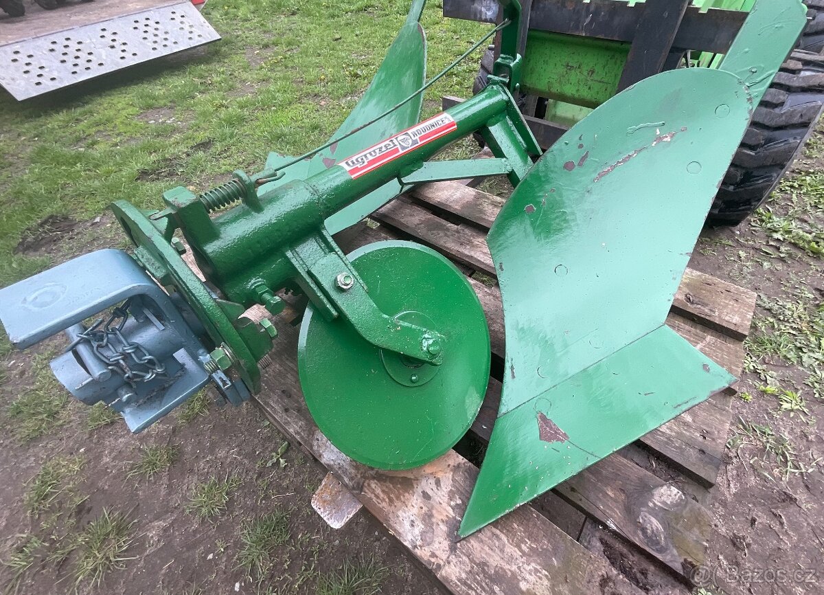 Prodám nový pluh PON 25A za malotraktor TZ-4K nebo MT-8 - 2