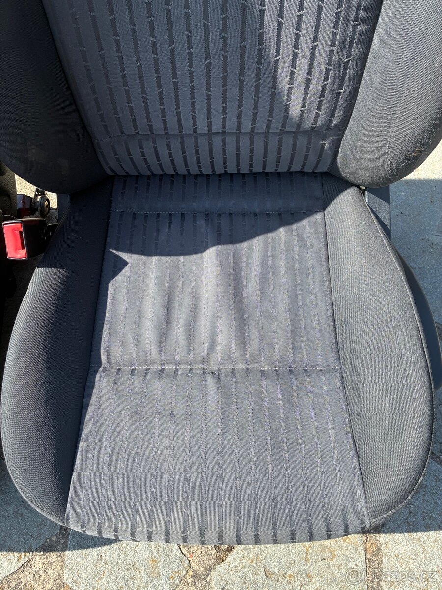 Přední sedačky Octavia 1 - 2