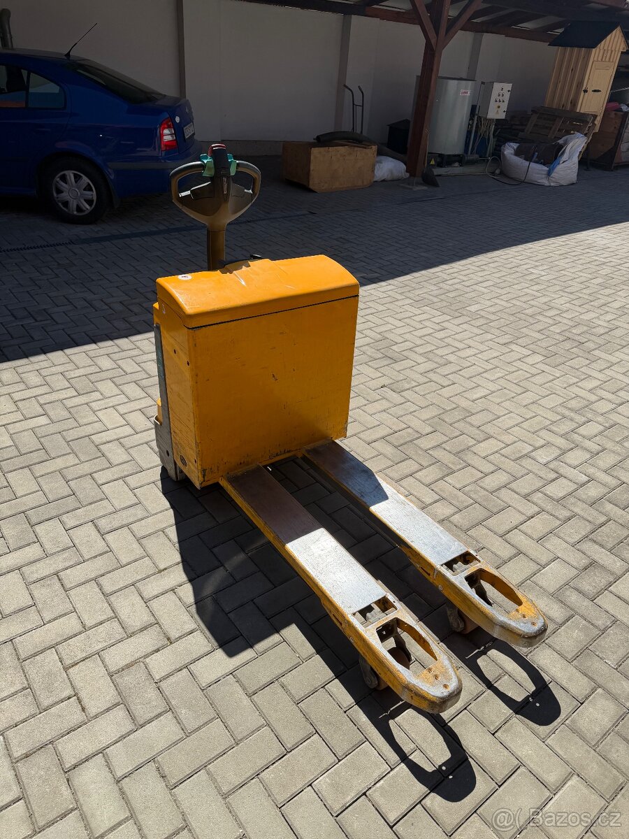 Elektrický paletový vozík Jungheinrich - 2