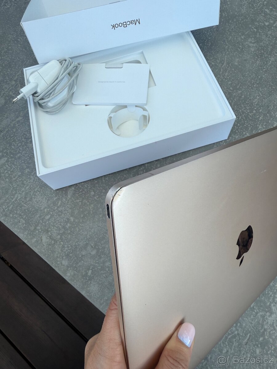 MacBook 12” (A1534) – 8GB RAM / 256GB SSD - 2