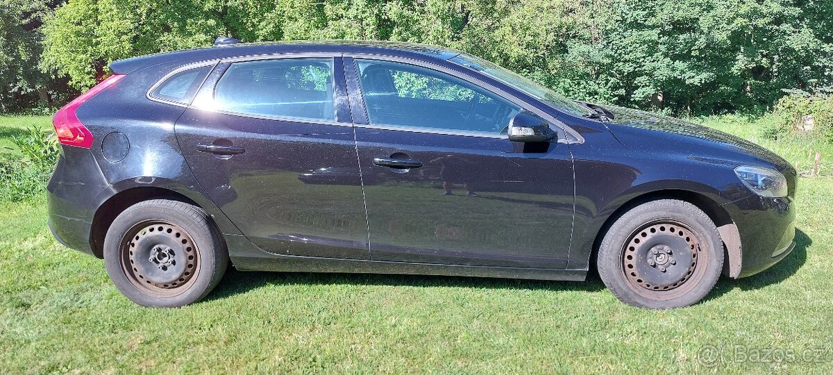 Volvo V40 - 2