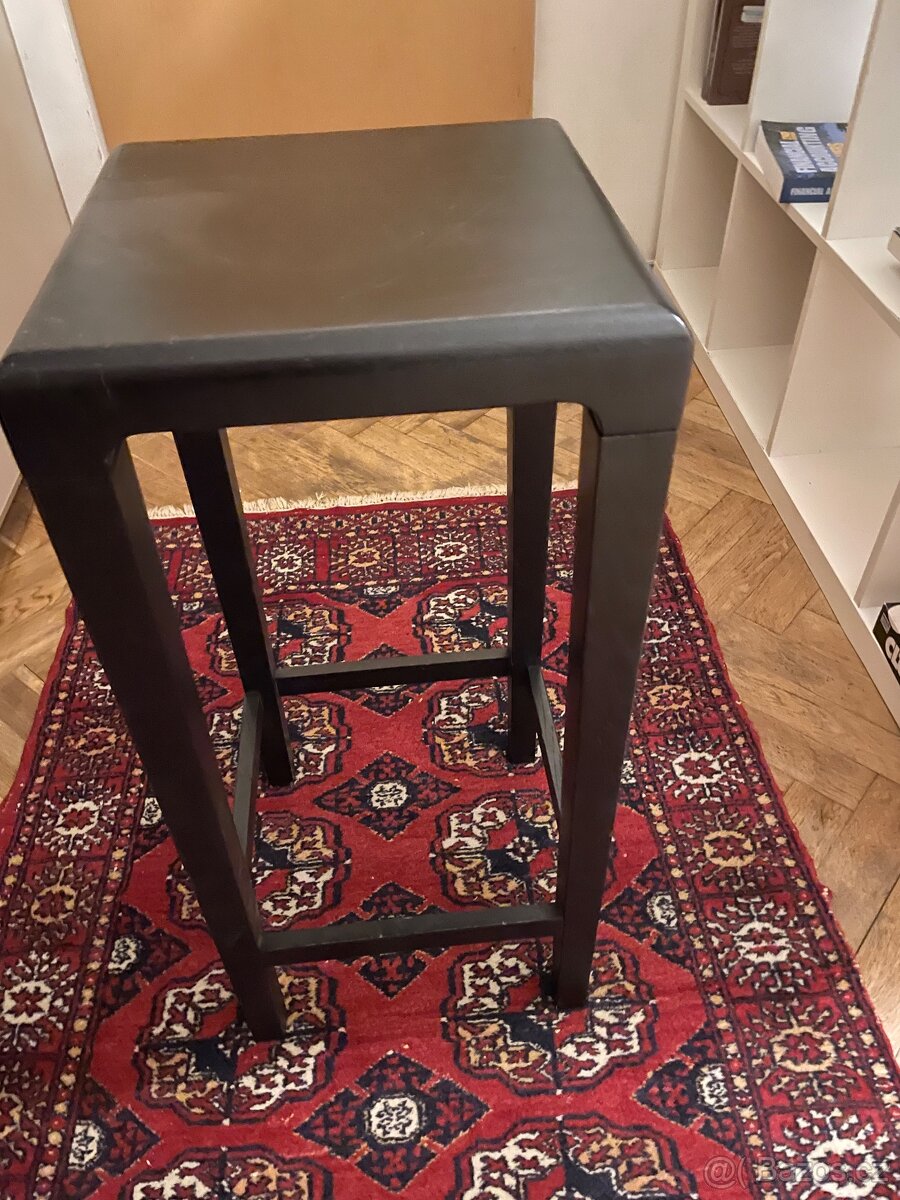 Židle - 2