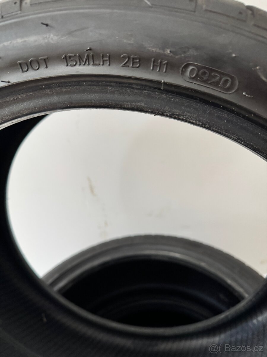 Pneu Hankook 215/40 R18 - 2