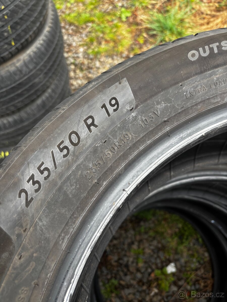 235/50/19 - 2