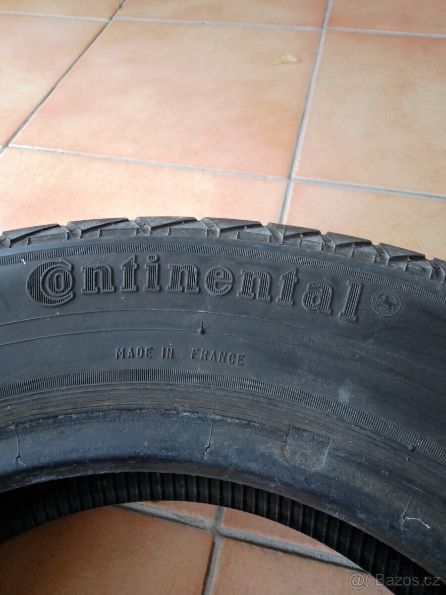 Pneu Continental 195/65R15 - 2