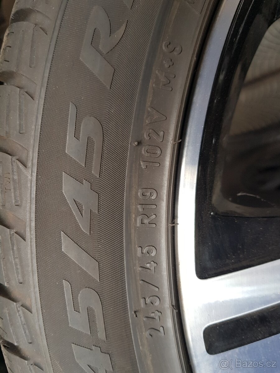 Mercedes 19"E-Class All Terrain - 2