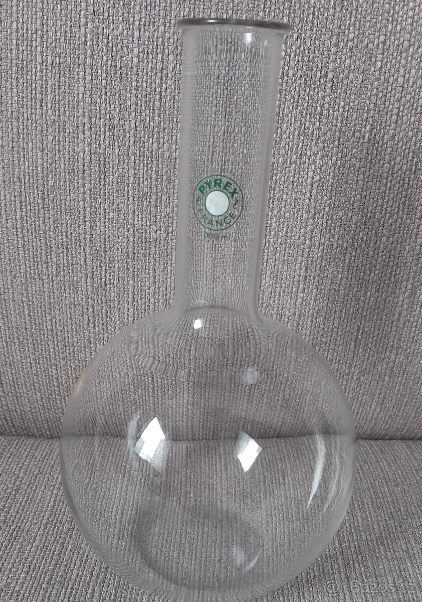 laboratorní baňka Pyrex 1000 ml - 2