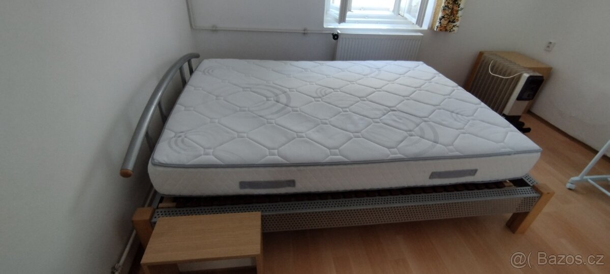 Prodej postele - 2