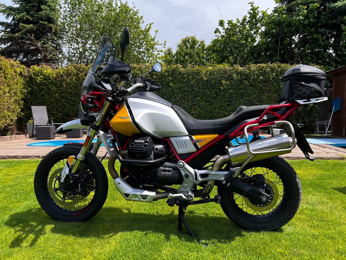 Moto Guzzi V85TT E4 Evocative
