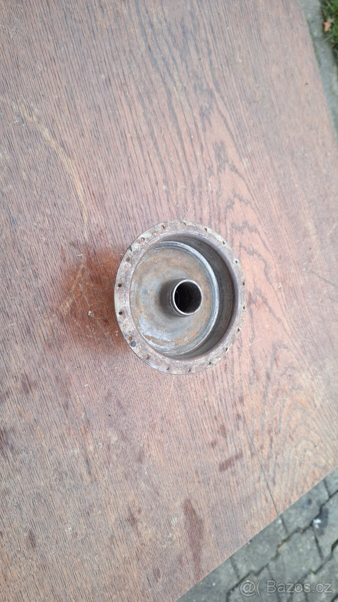 Jawa 550 náboj kola, střed kola - 2