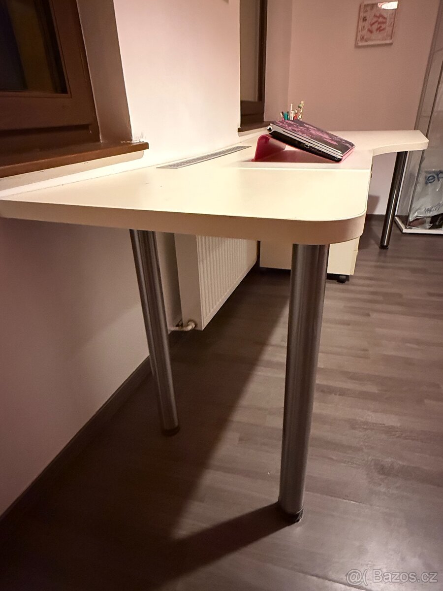 Pracovní stůl + židle - 2