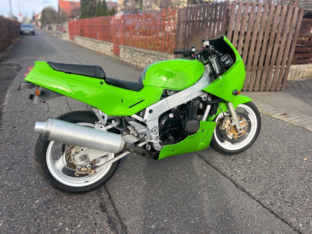 Kawasaki Zxr 750 h1 - 2