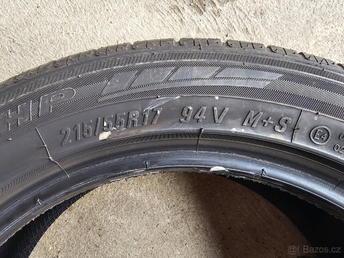 4x 215/55 R17 94V / 7,5mm / DOT 2924 Maxxis - 2