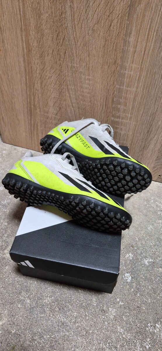 kopacky adidas vel. 33 - 2