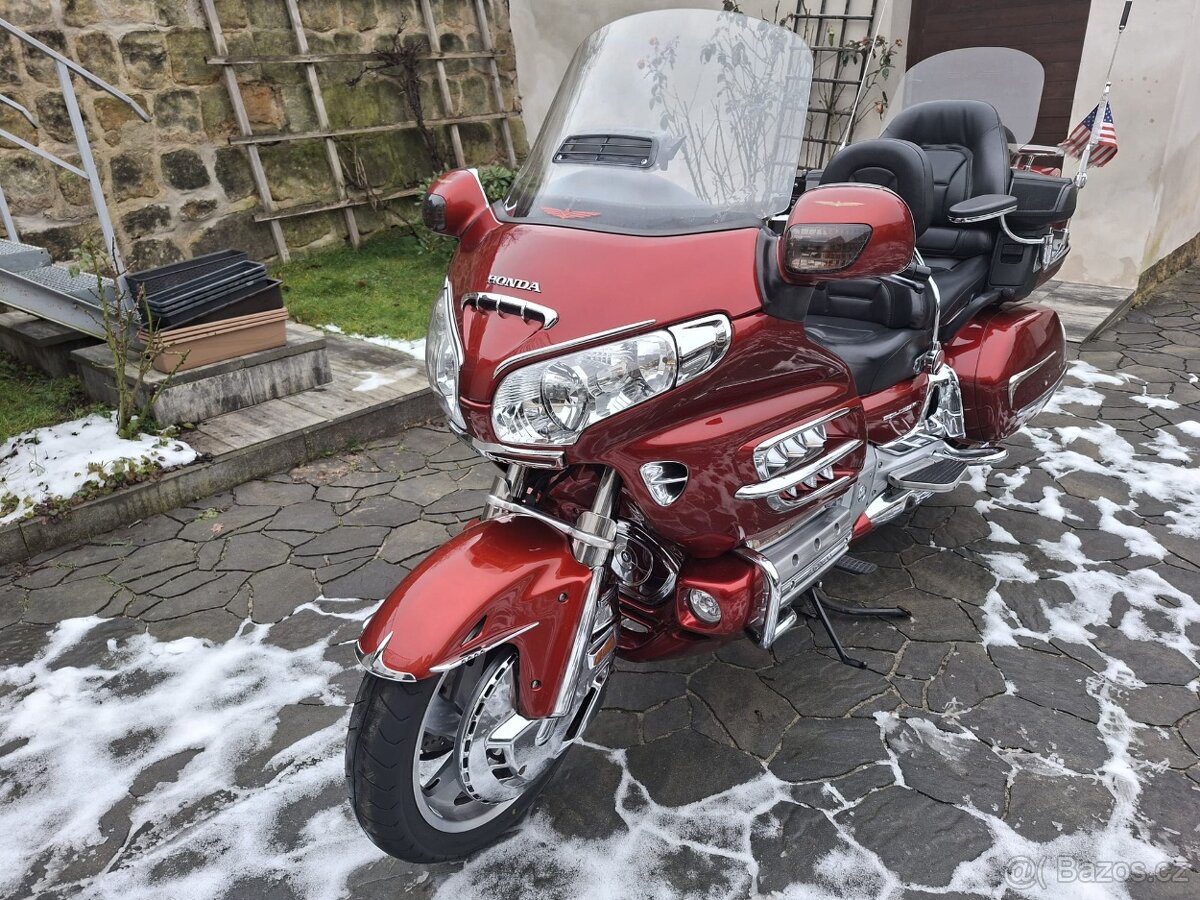 Honda GL 1800 GoldWing, r.v. 2008, původ CZ, nehavarované - 2