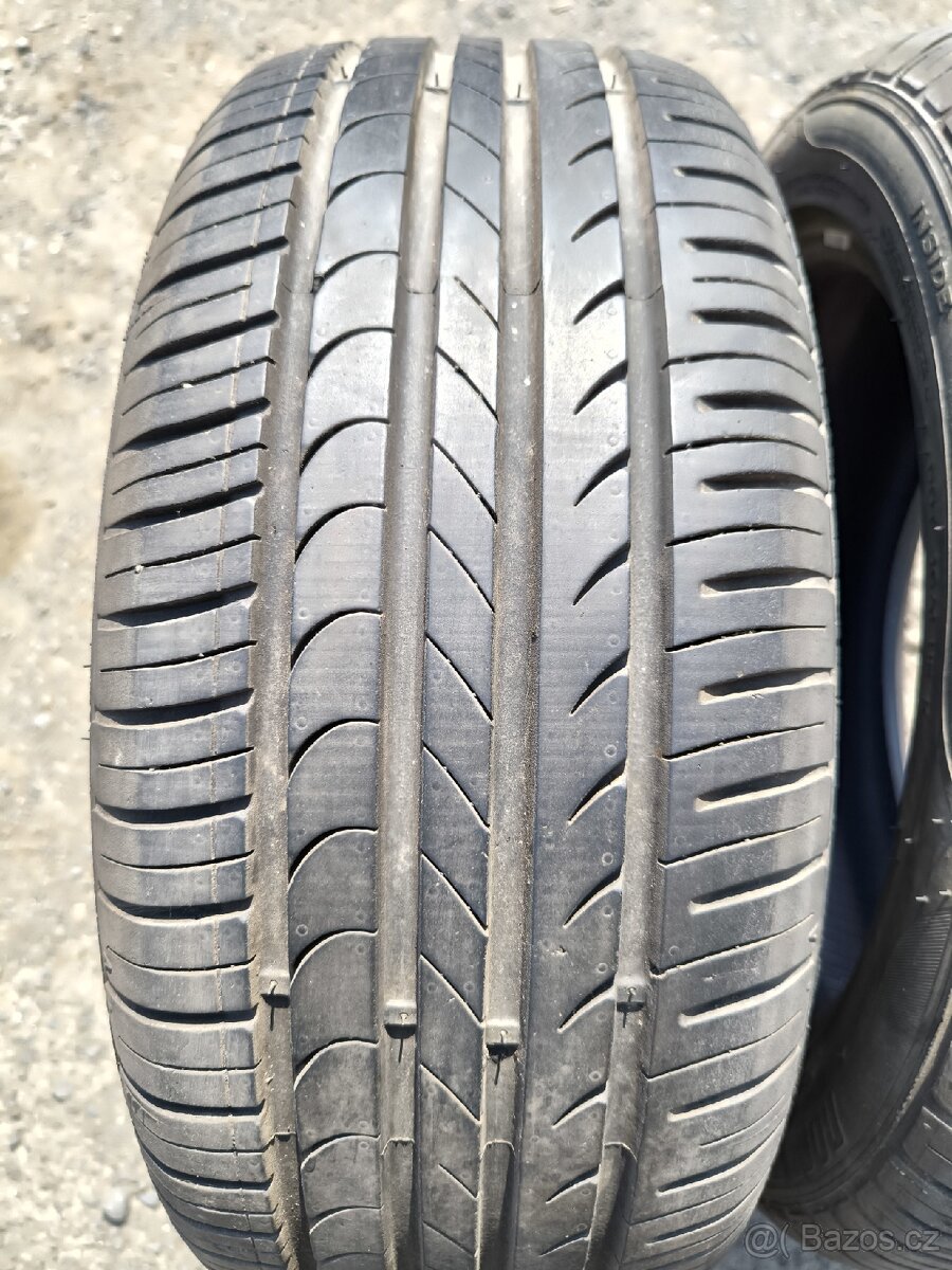 PRODÁM 2 KS LETNÍ PNEU KINGSTAR 195/50/15 - 2