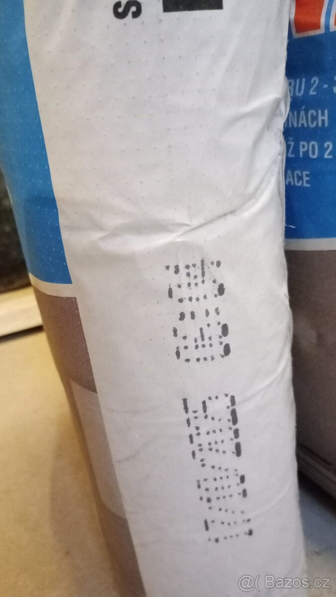 Zbytky ze stavby. - 2