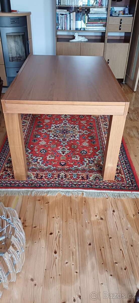 Jídelní stůl - masiv rozkládací - 2