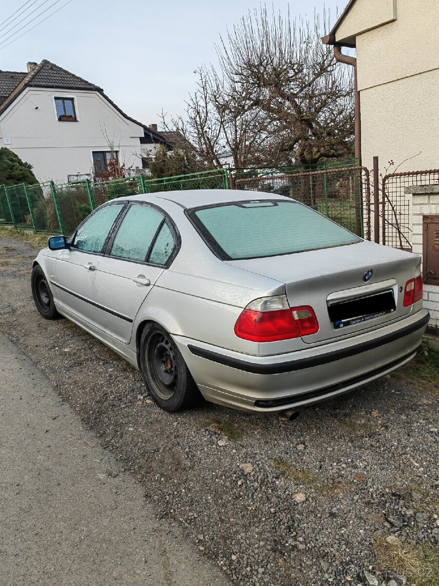 BMW E46 318 benzín - 2