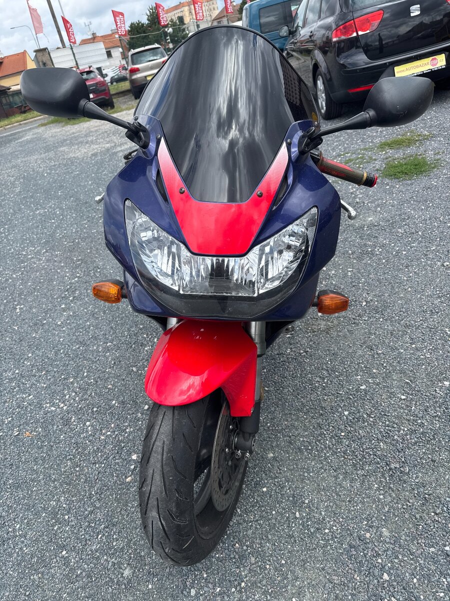 Honda CBR 900 RR Fireblade SC44 NEHAVAROVANÁ - 2