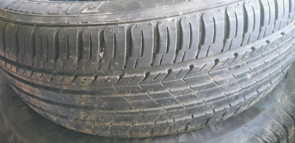 185/60R15 - 2