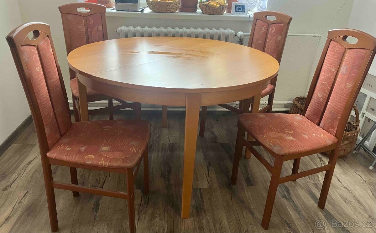 Prodám stůl + 4 židle - 2
