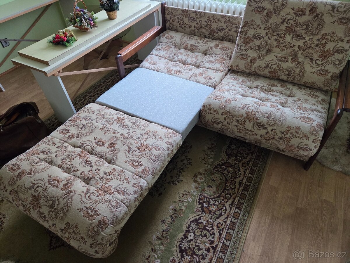 Pohovka rozkládací - Retro - 2