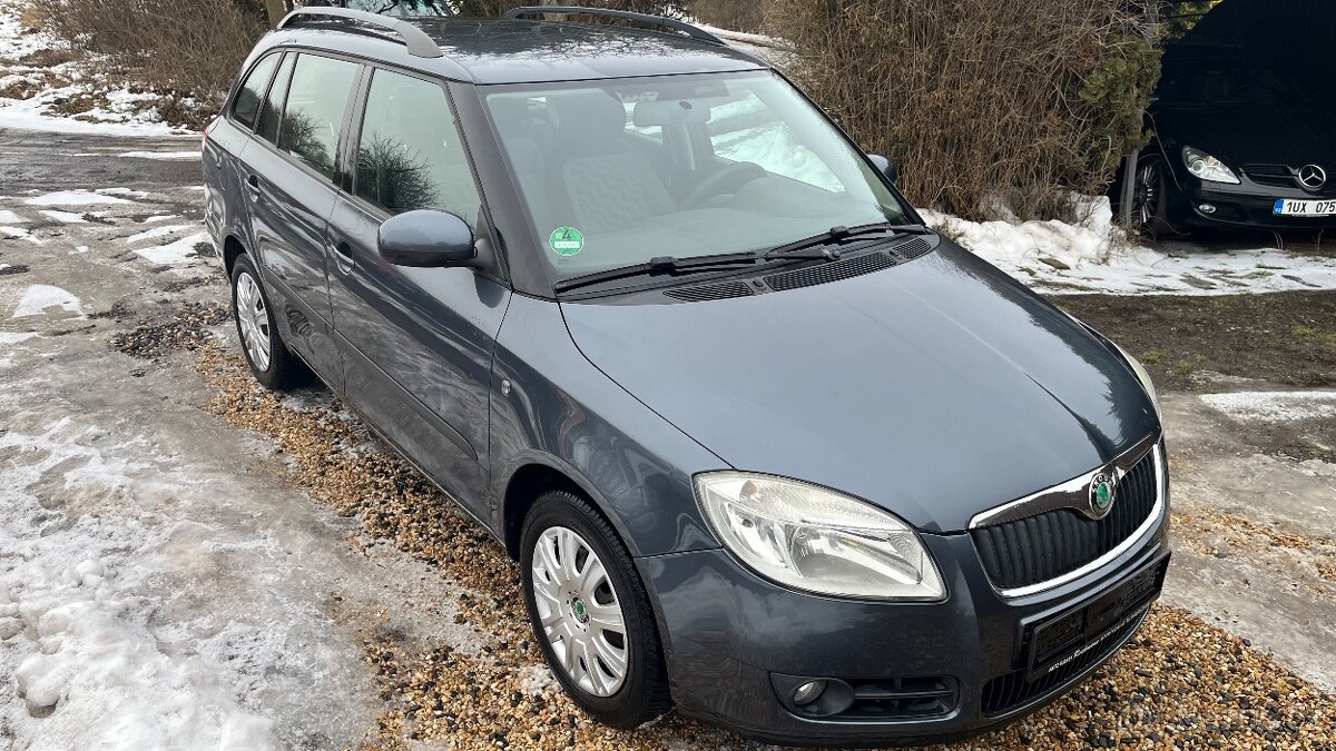 ŠKODA FÁBIA 1.4 16V. AMBIENTE - 2