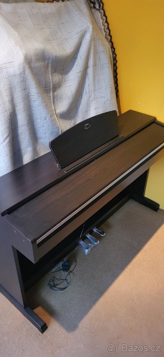 Digitální piano Yamaha YDP-141 - 2